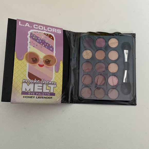 Girl’s Makeup Jewelry Gift Package - Picture 4 of 5